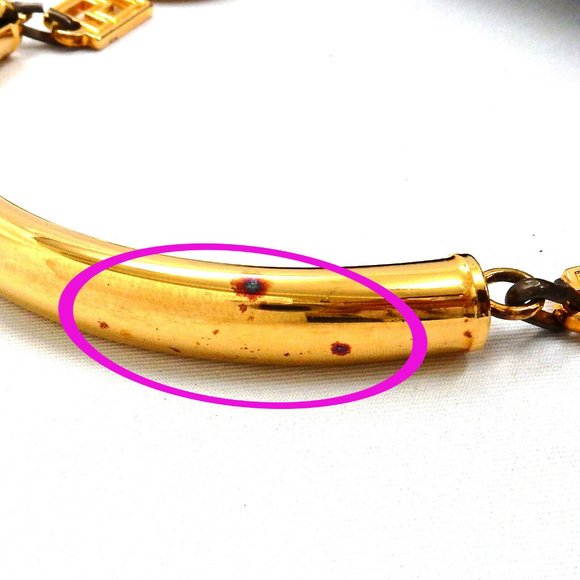 Versace Gold Medusa Leather Hand bag! Stunning! - Picture 11 of 13